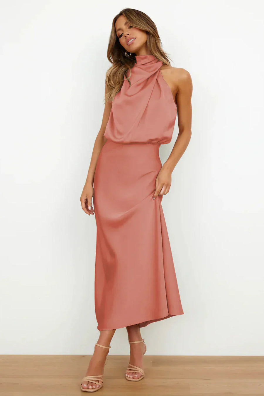 Elle | Off-shoulder satin dress
