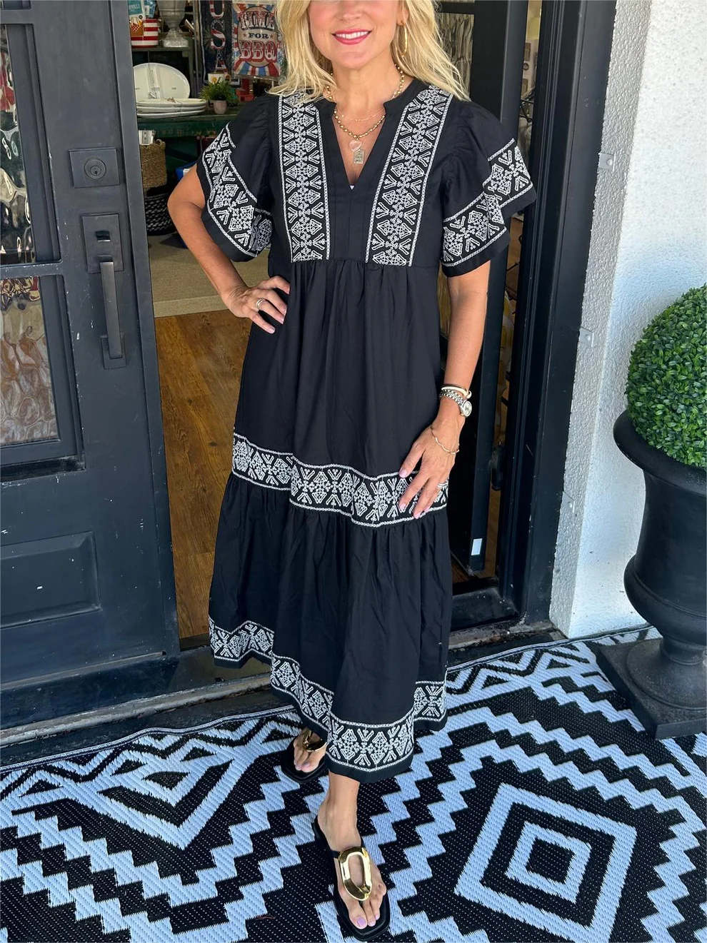 Elle | Flowing boho dress with V-neck