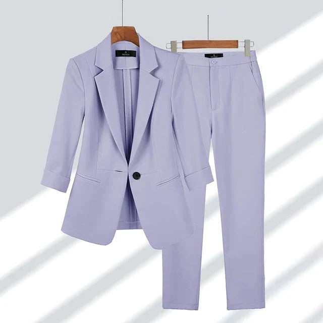 ELISABETH™ | Office Chic Look