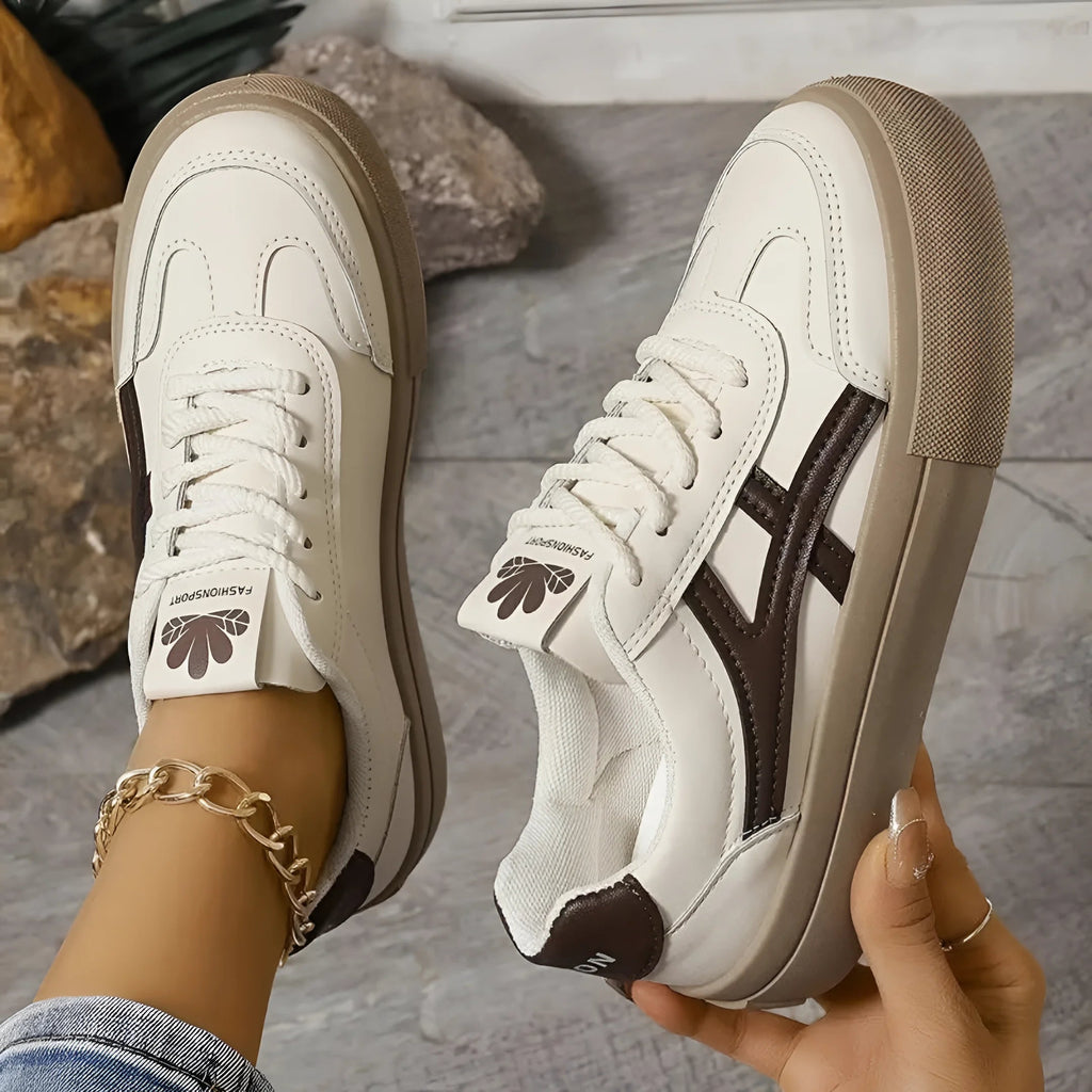 Elle | Orthopaedic trainers