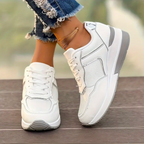 Elle | Supportive orthopaedic trainers