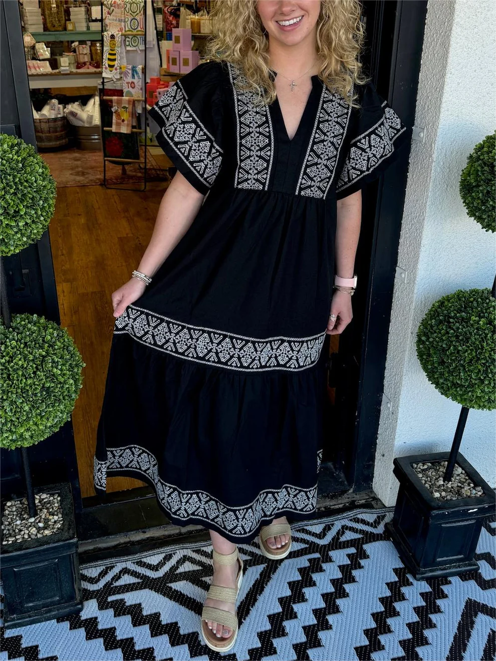 Elle | Flowing boho dress with V-neck