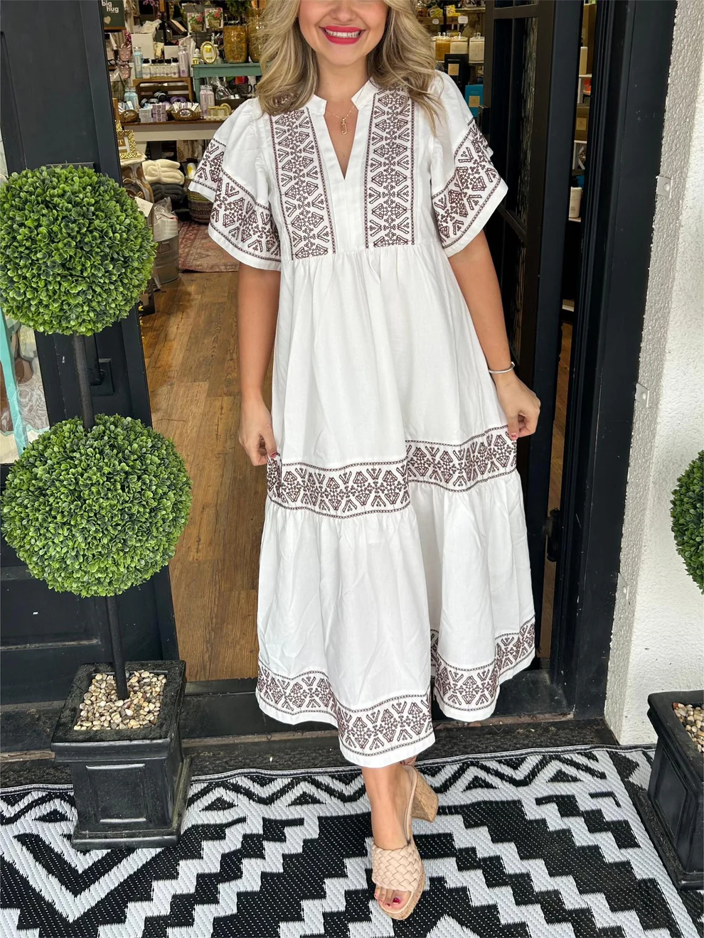 Elle | Flowing boho dress with V-neck
