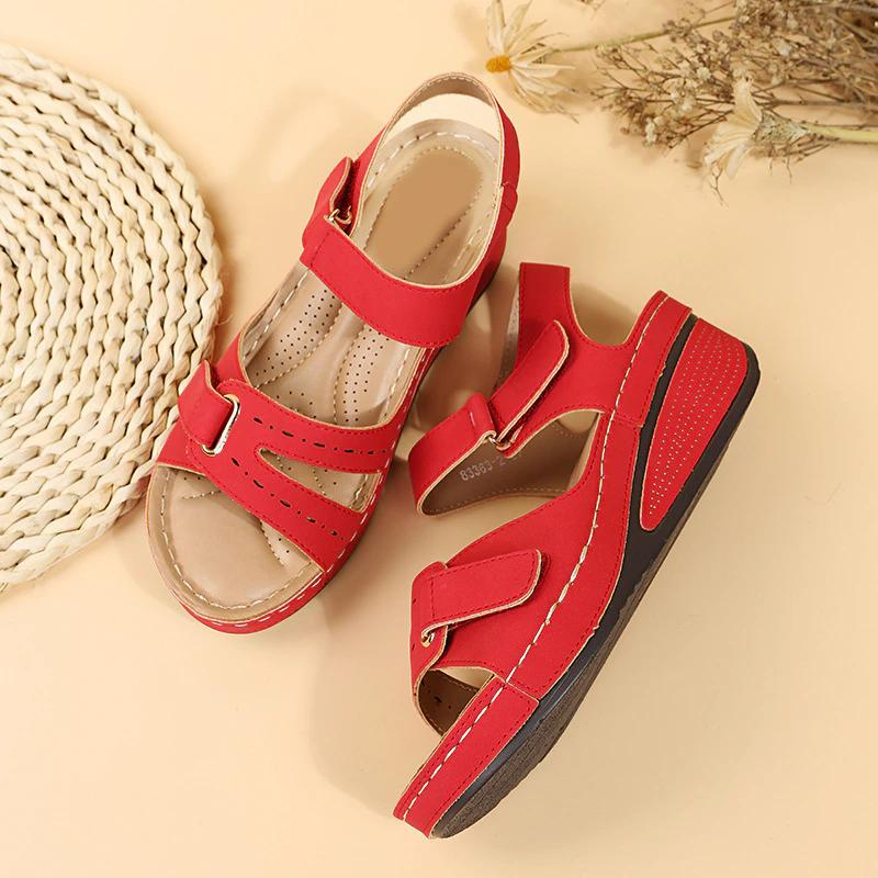 Elle | Everyday orthopaedic sandals