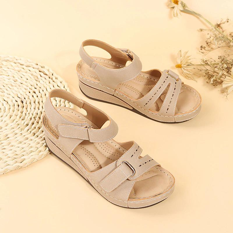 Elle | Everyday orthopaedic sandals