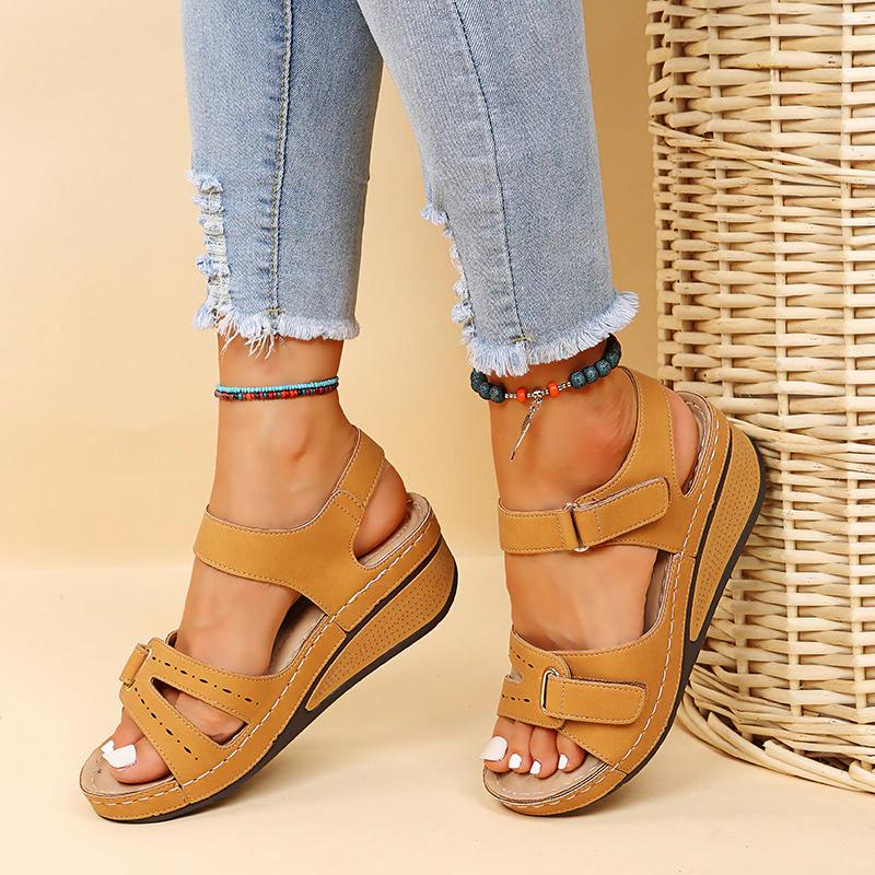 Elle | Everyday orthopaedic sandals