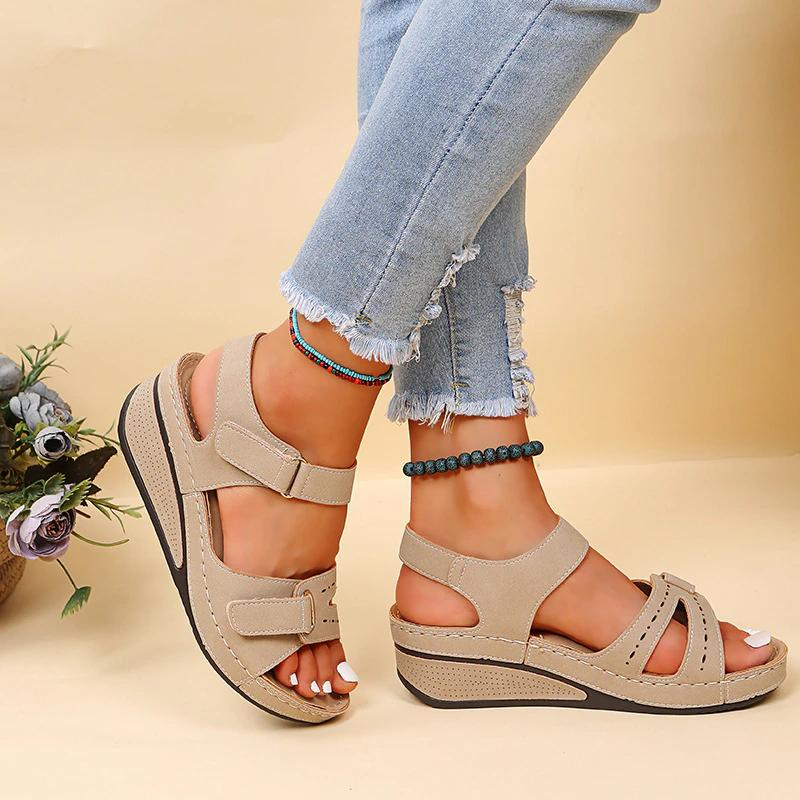 Elle | Everyday orthopaedic sandals