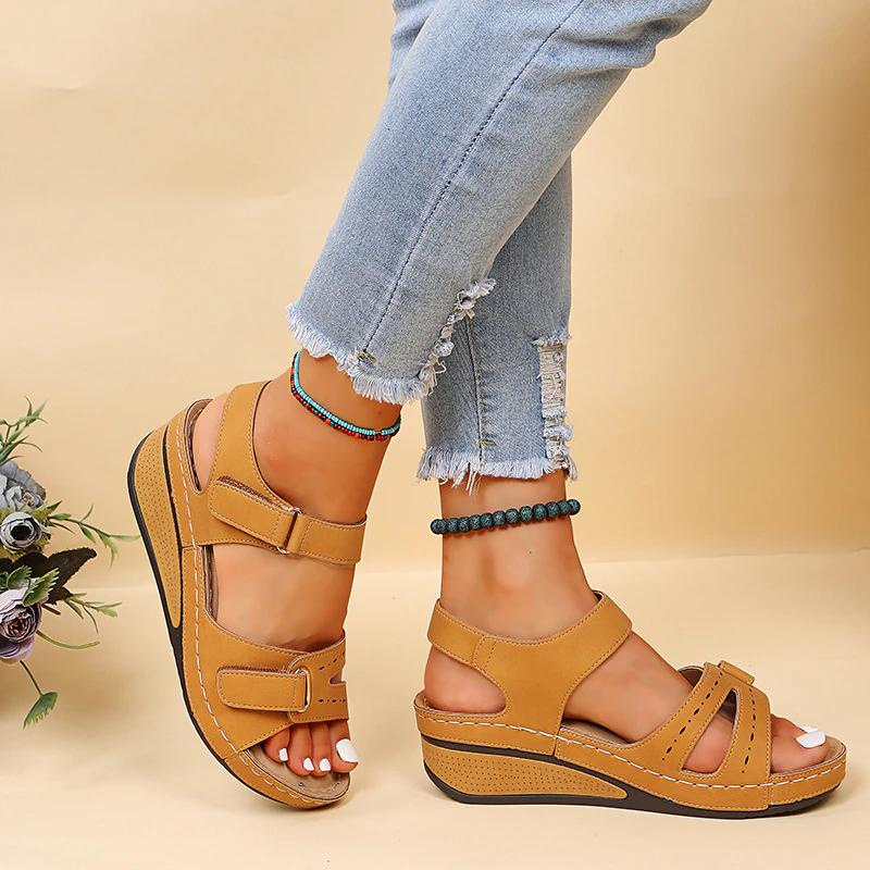 Elle | Everyday orthopaedic sandals