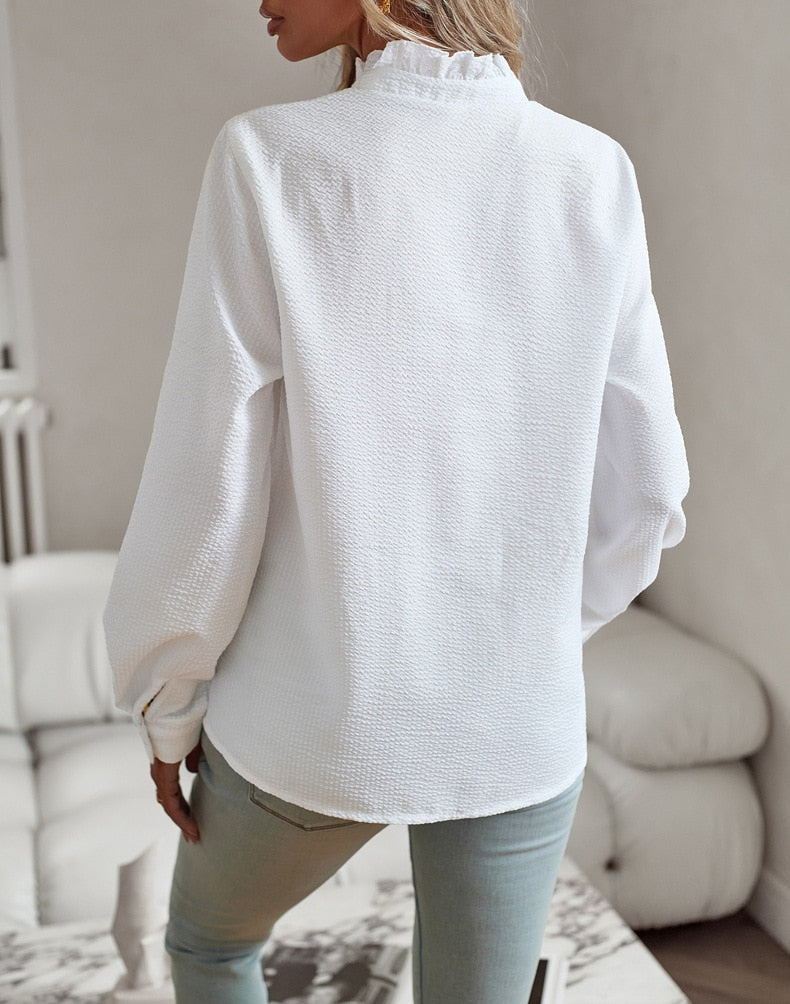 Elle | Blouse with ruffles