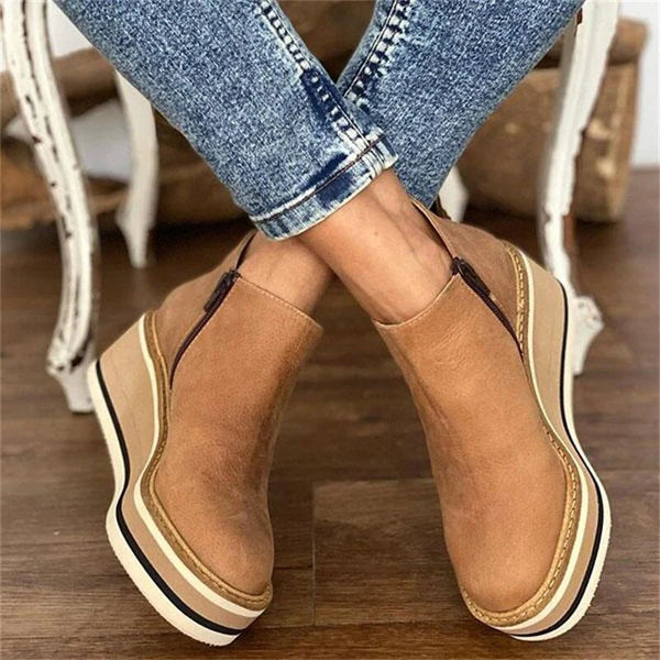 Elle | Stylish ankle boots