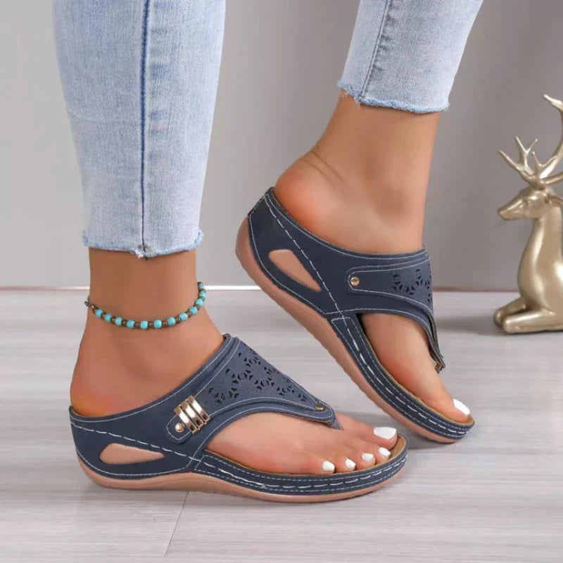 Elle | Modern and comfortable sandals
