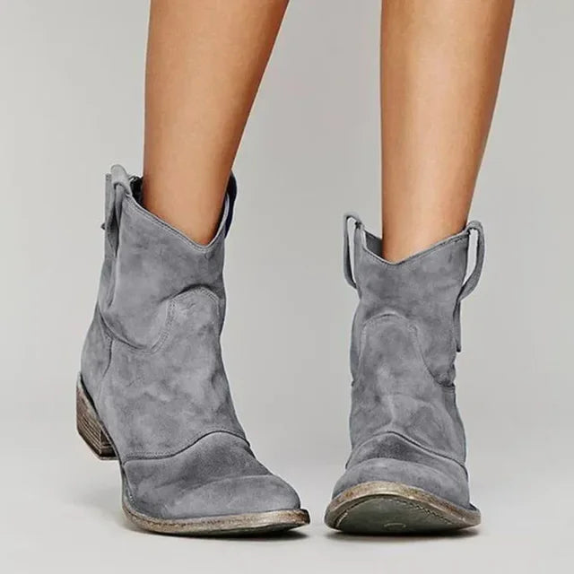 Elle | Vintage style cowboy boots
