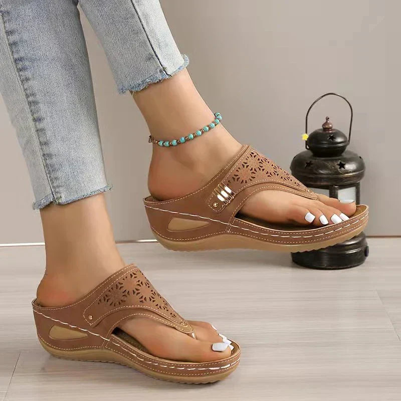 Elle | Modern and comfortable sandals