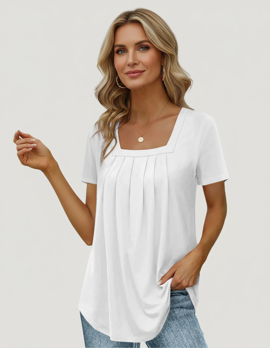 Elle | Pleated blouse