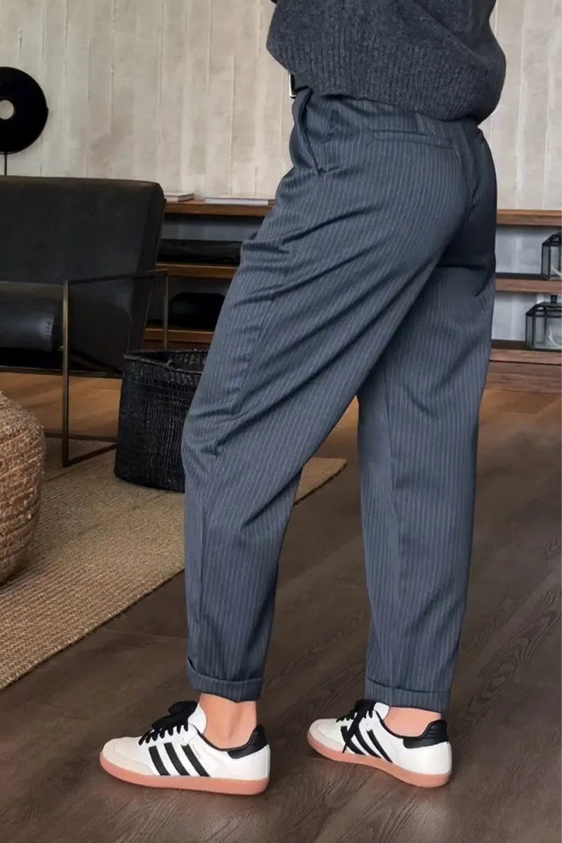Elle | Elegant tailored trousers