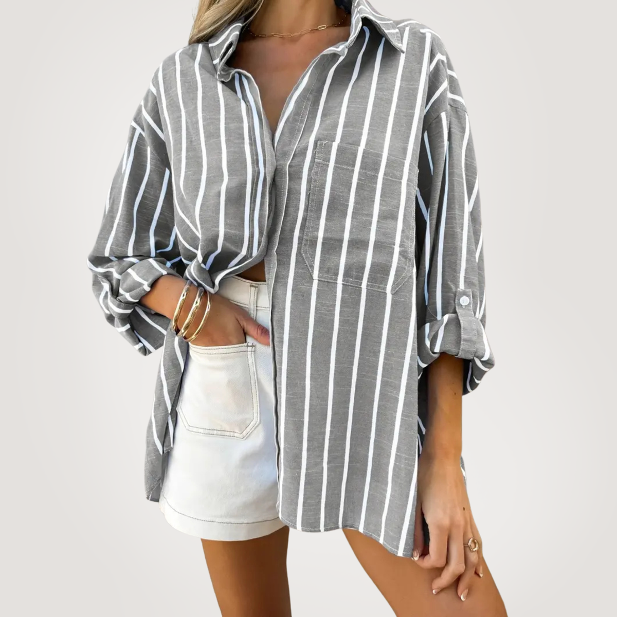 Elle | Oversized striped shirt