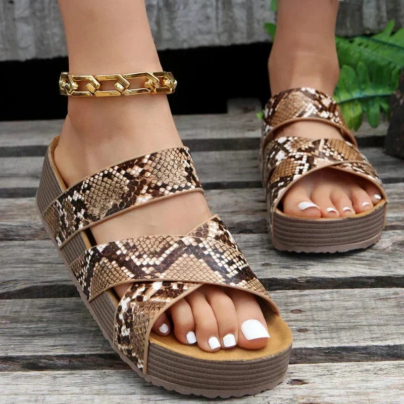 Elle | Orthopaedic leather sandals